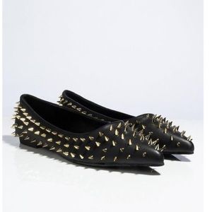 NIB Cape Robbin spiked flats never worn Dolls kill